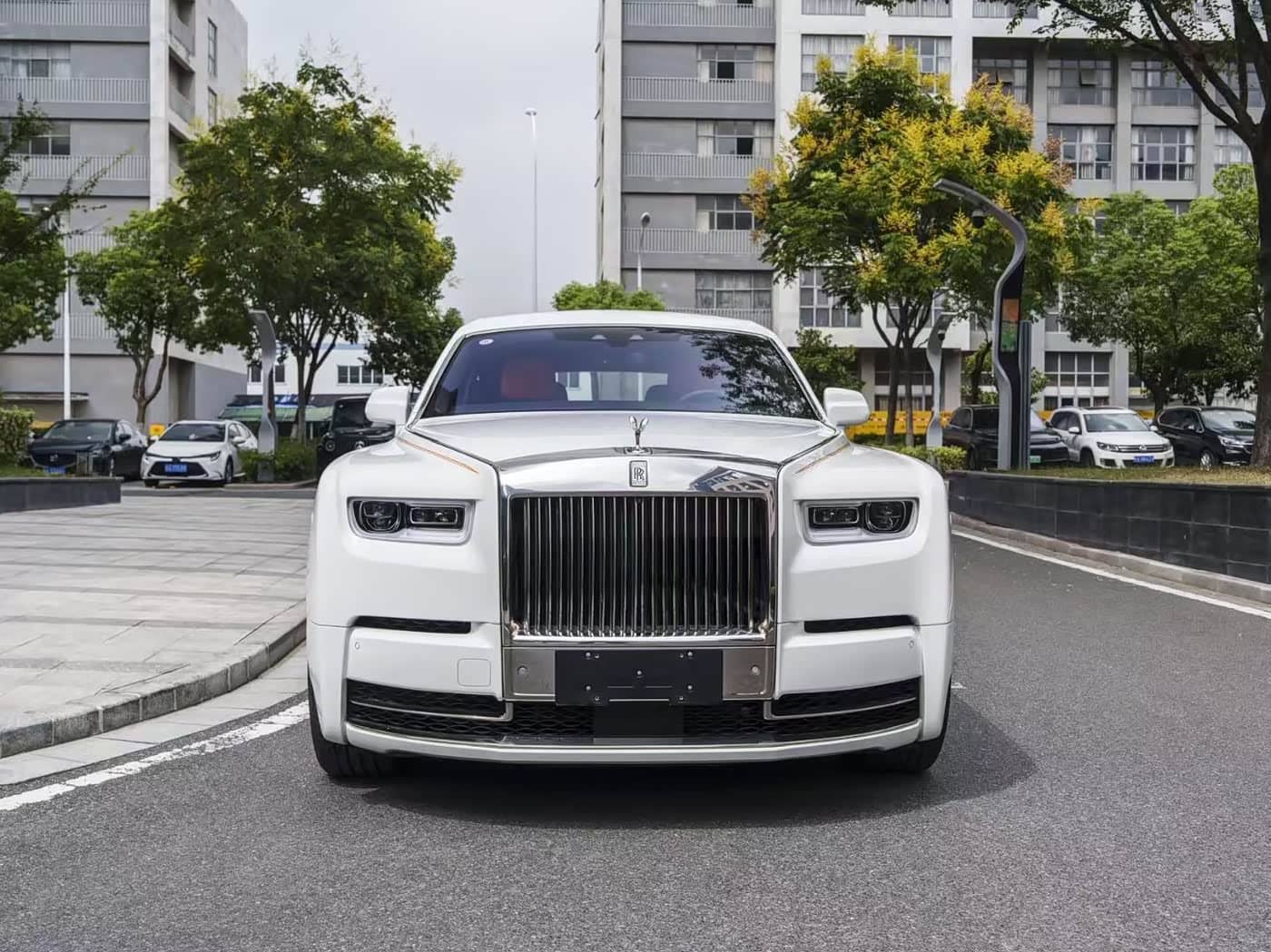 Rolls-Royce Phantom