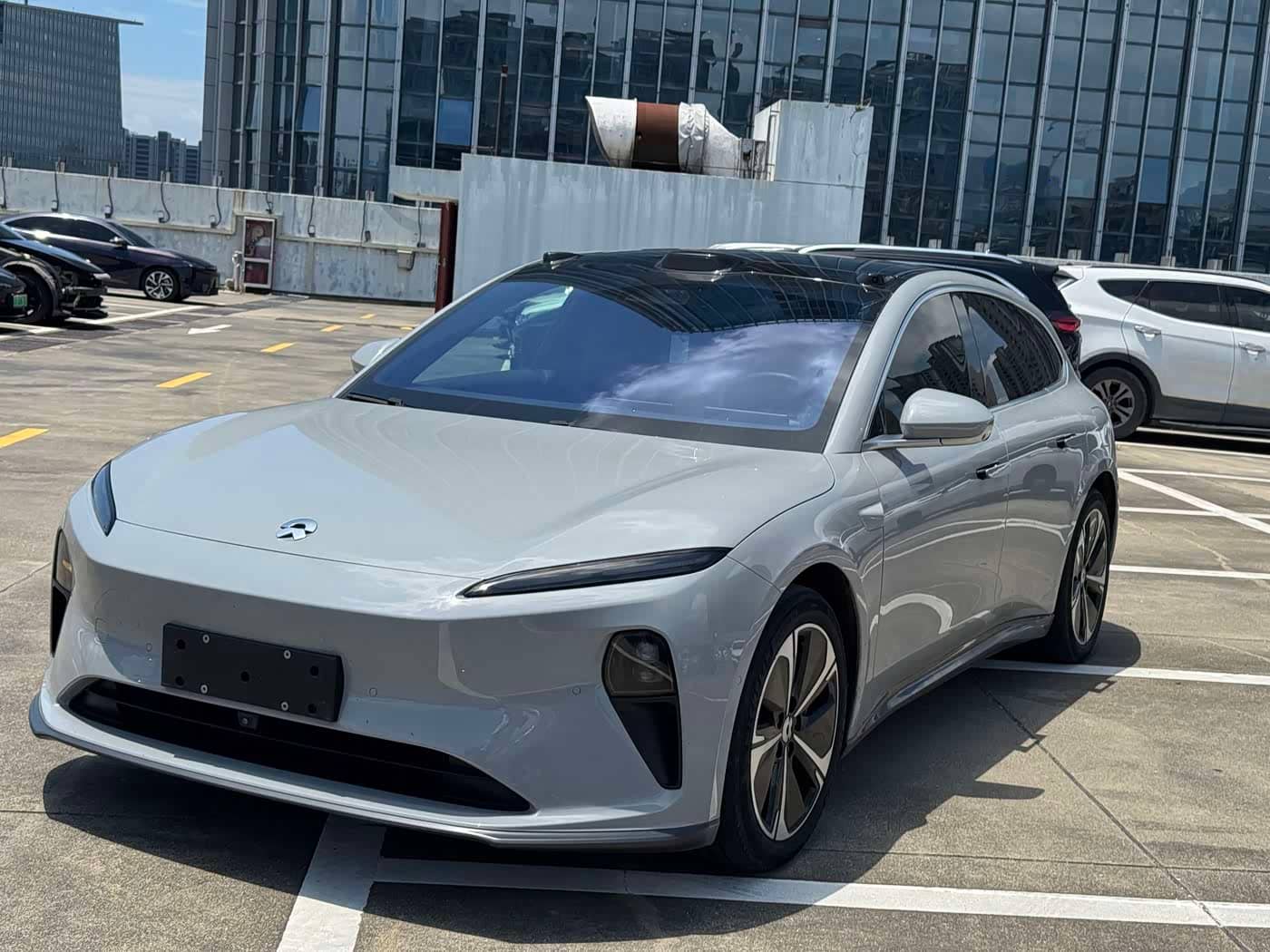 NIO ET5T