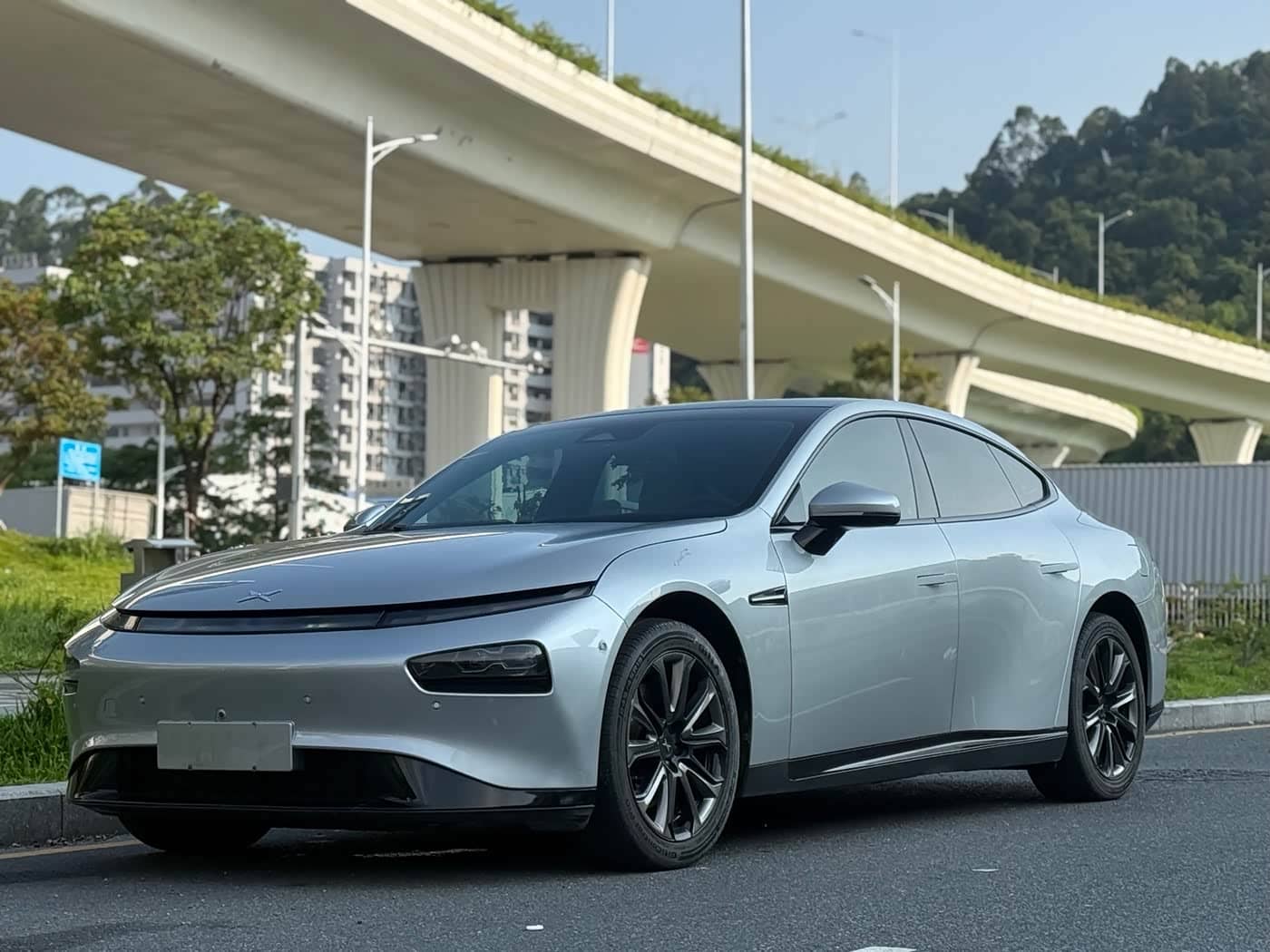 XPeng P7