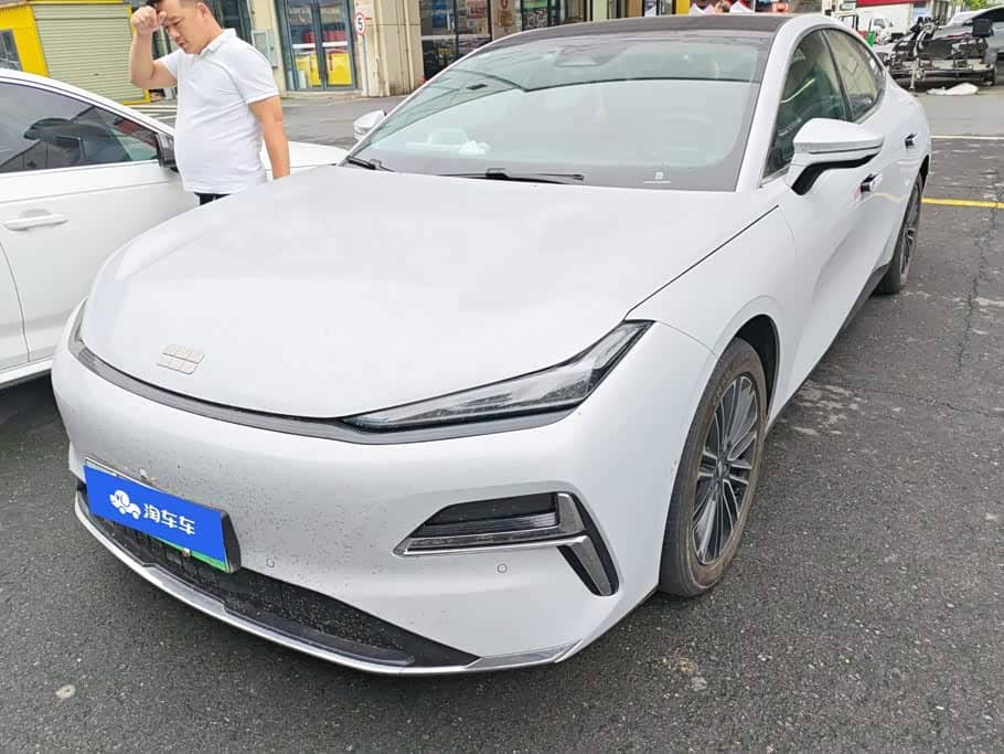 Geely Galaxy Galaxy Xingyao 8