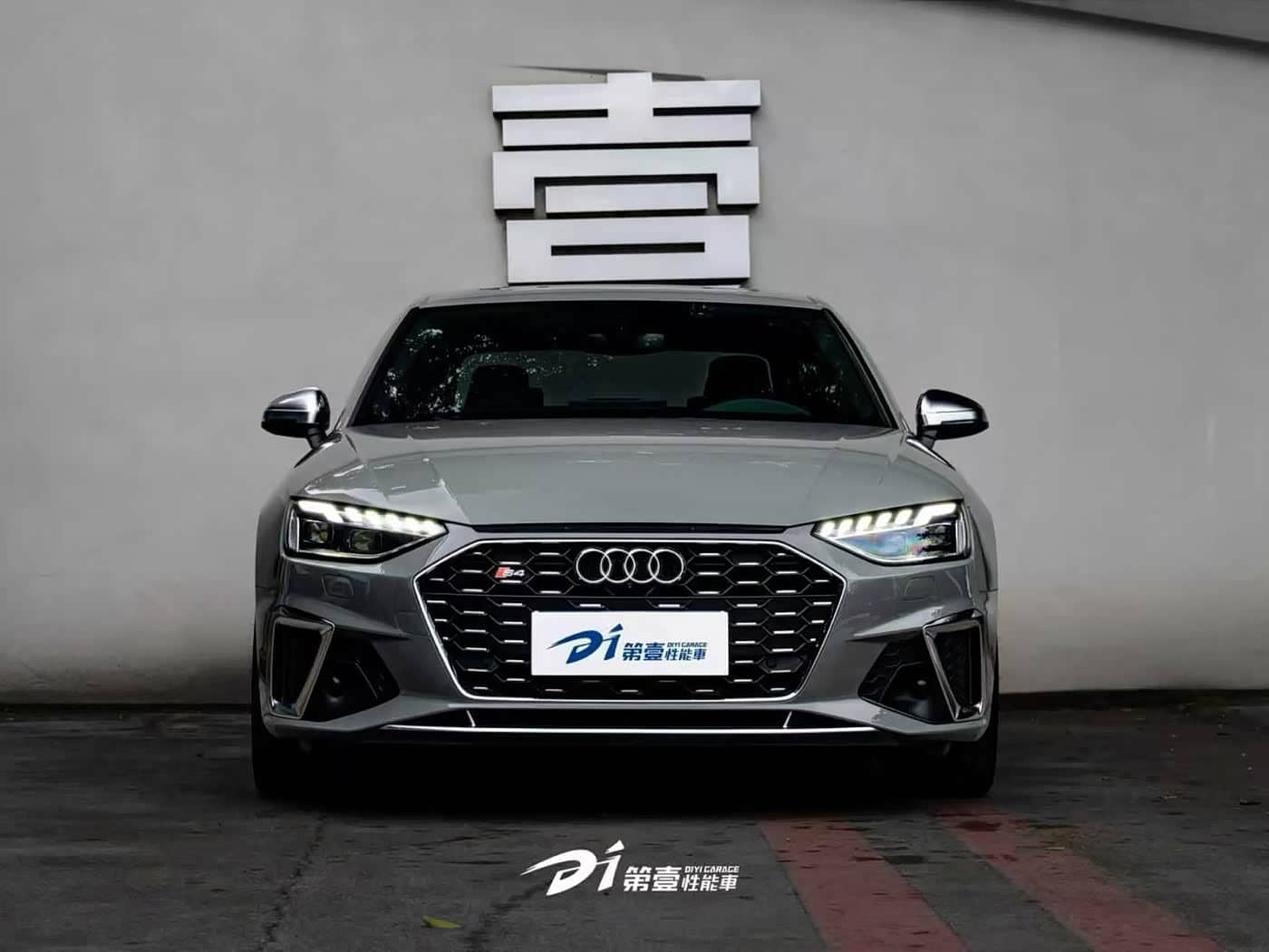 Audi S4