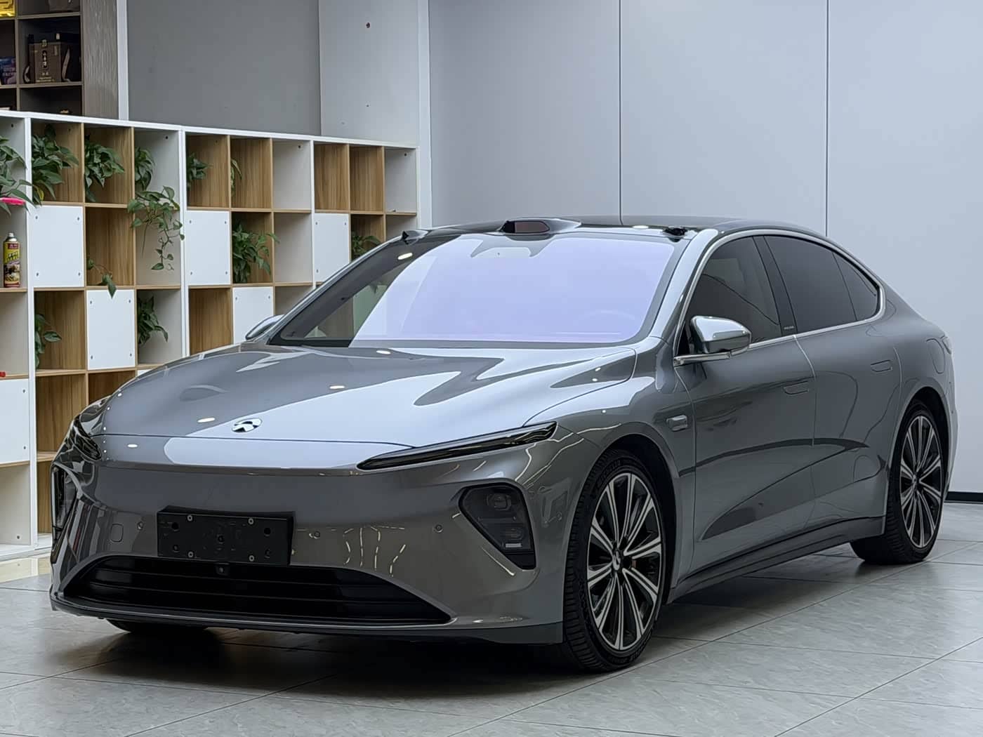 NIO ET7