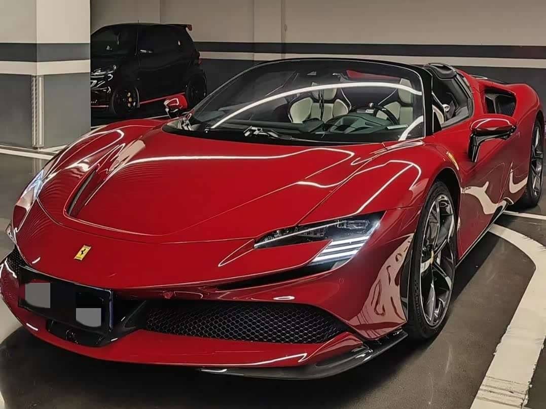 Ferrari SF90