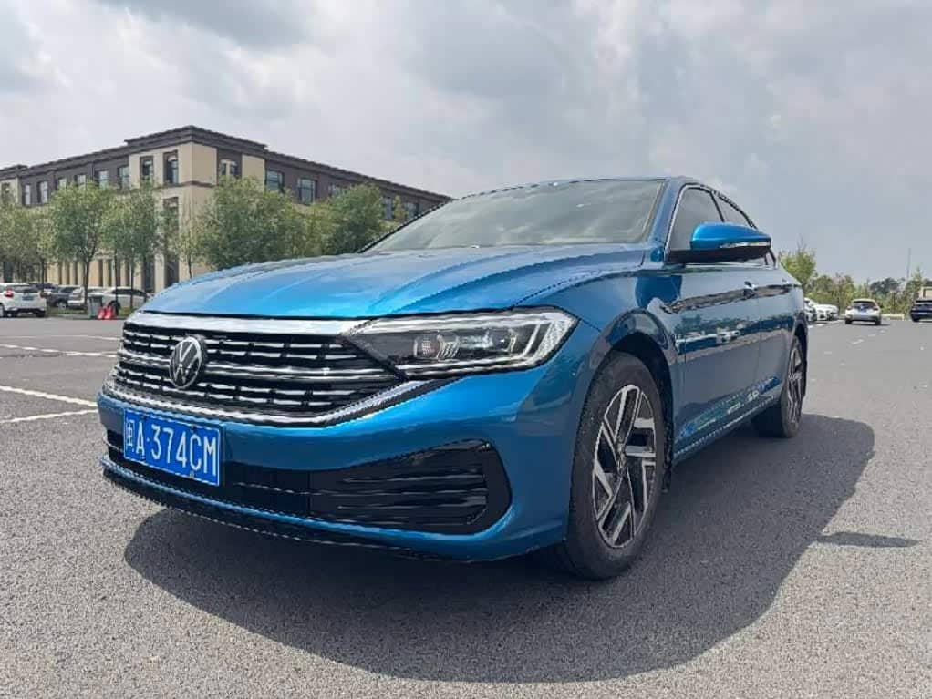 Volkswagen Sagitar