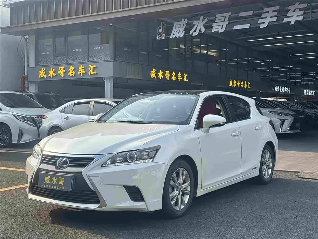 Lexus CT