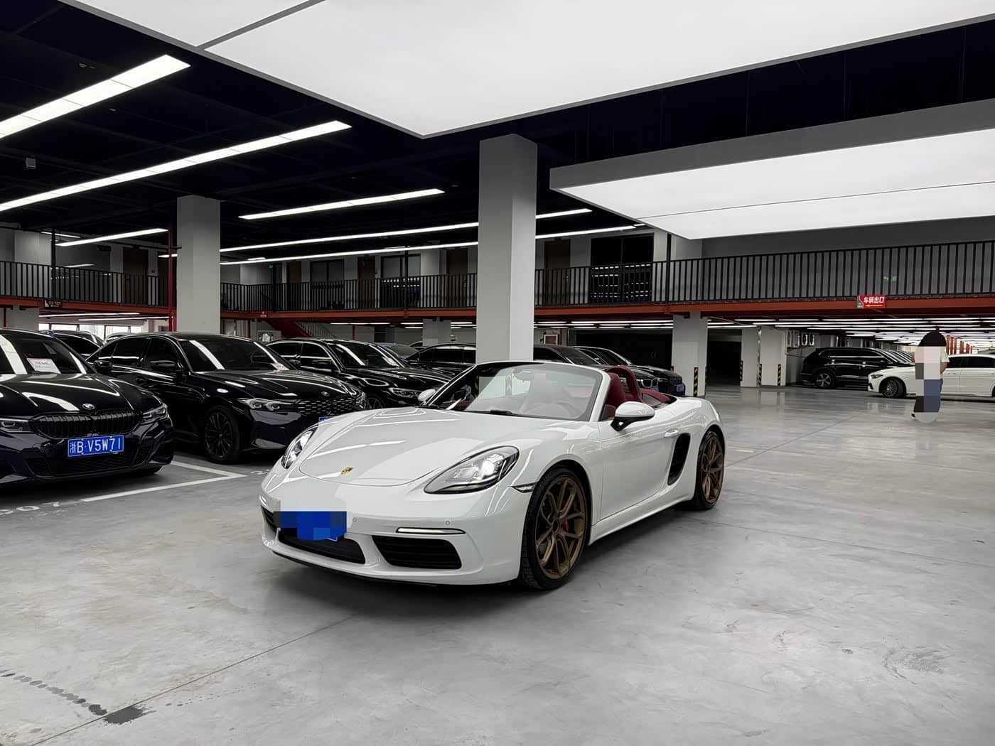 Porsche 718