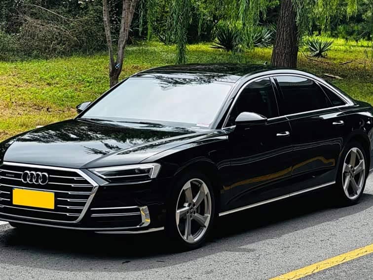 Audi A8