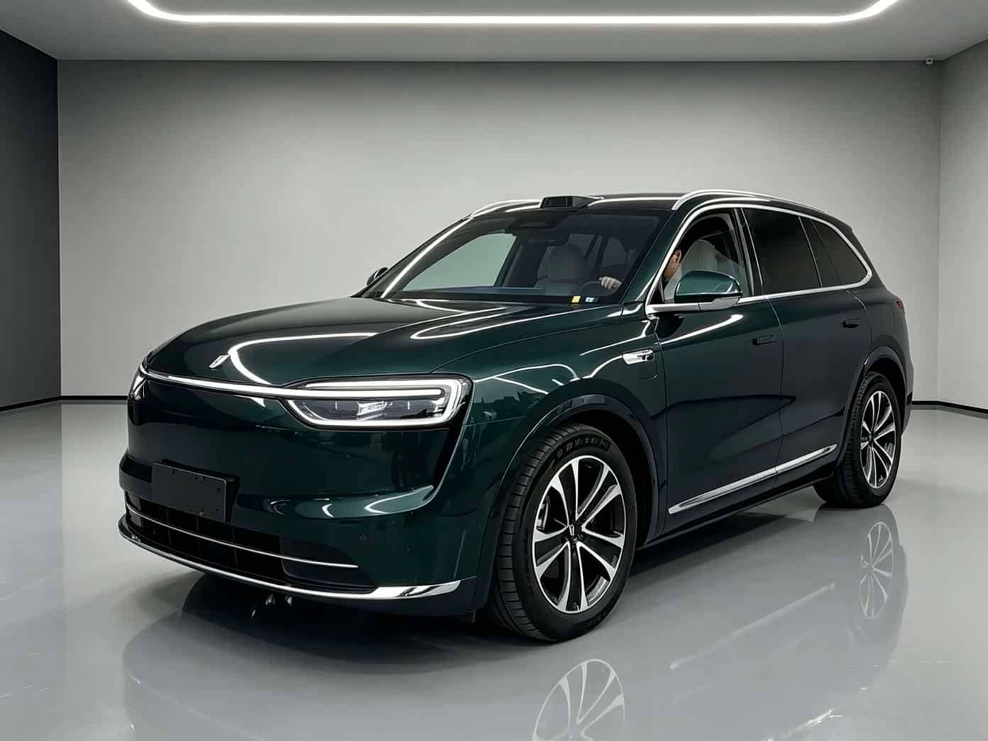 AITO Wenjie AITO M7