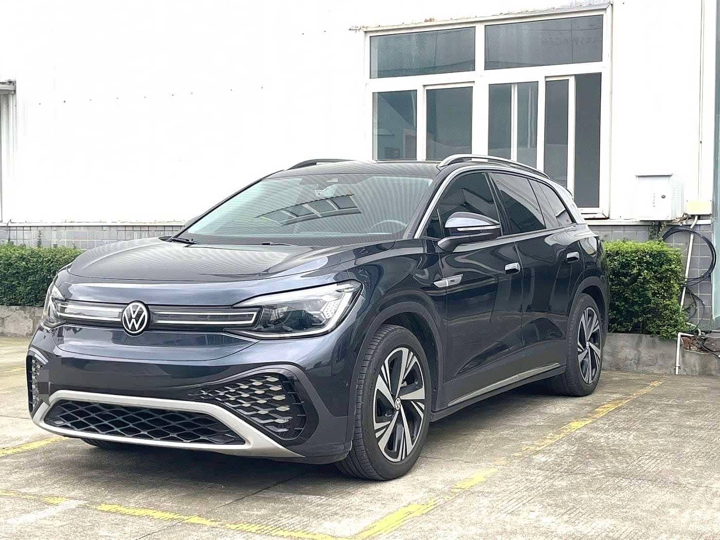 Volkswagen ID.6 CROZZ