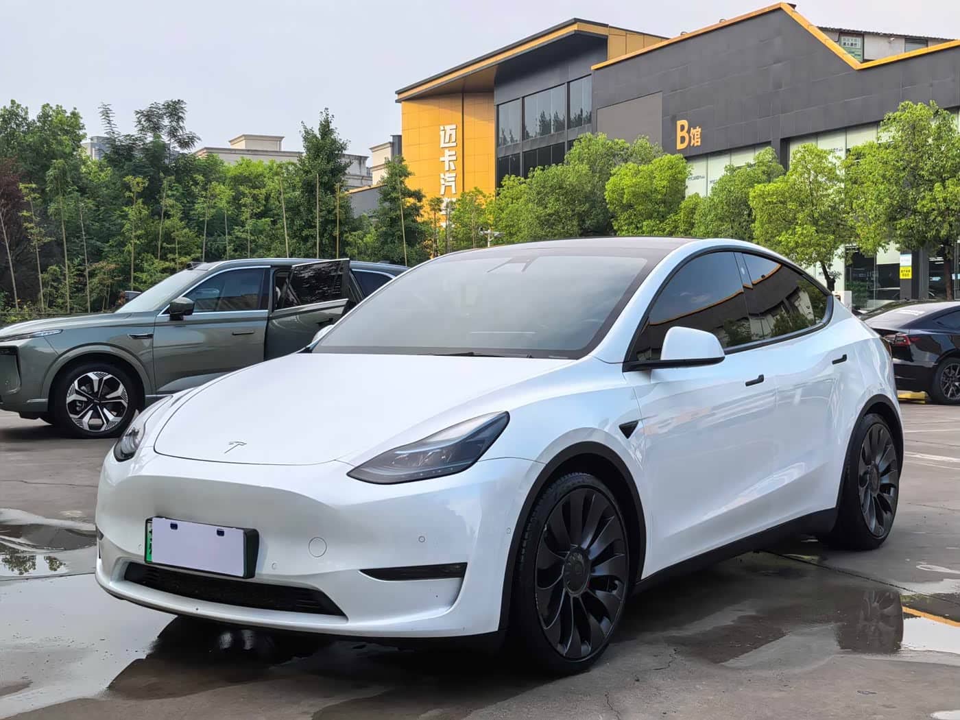 Tesla Model Y