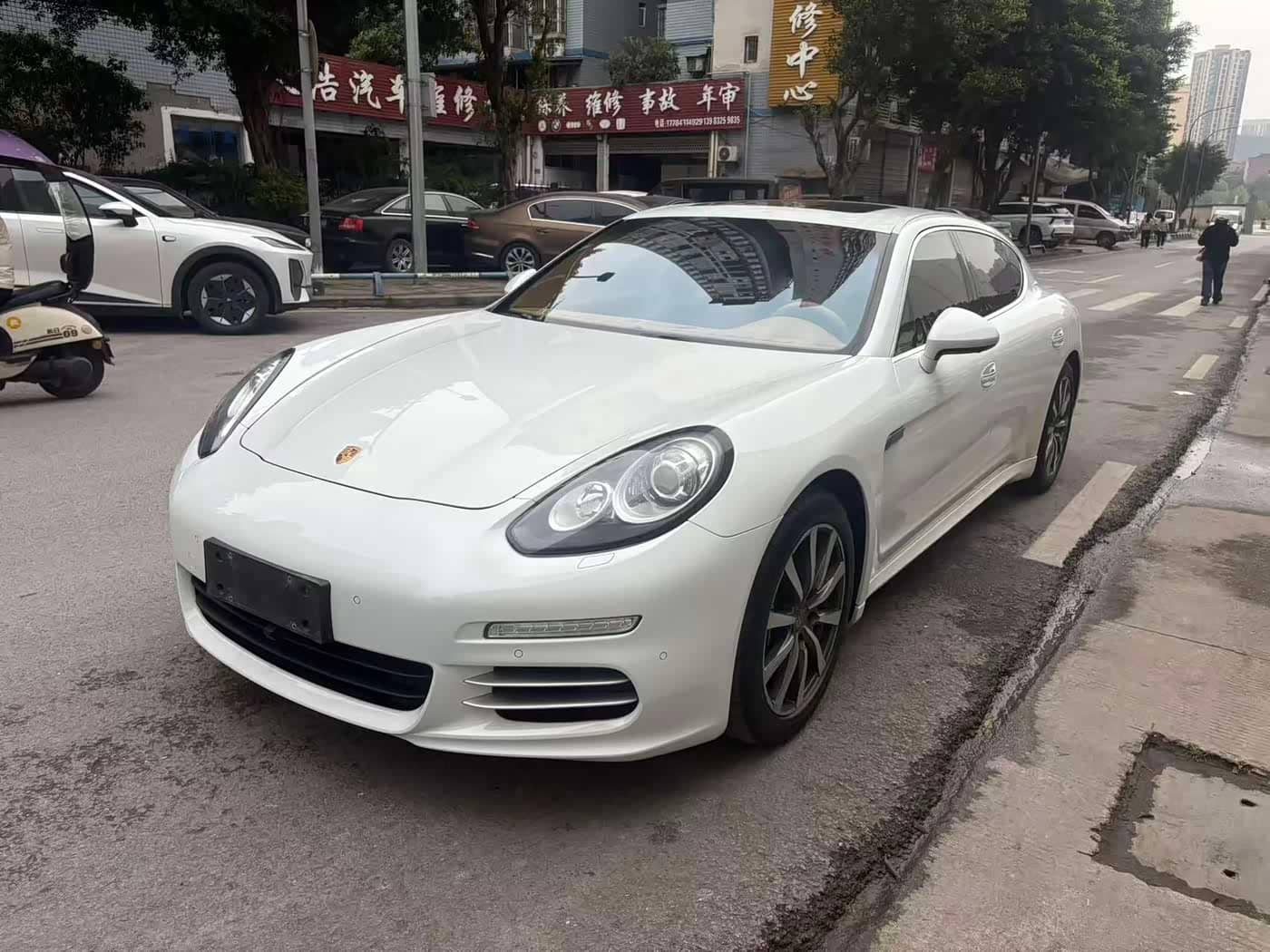Porsche Panamera
