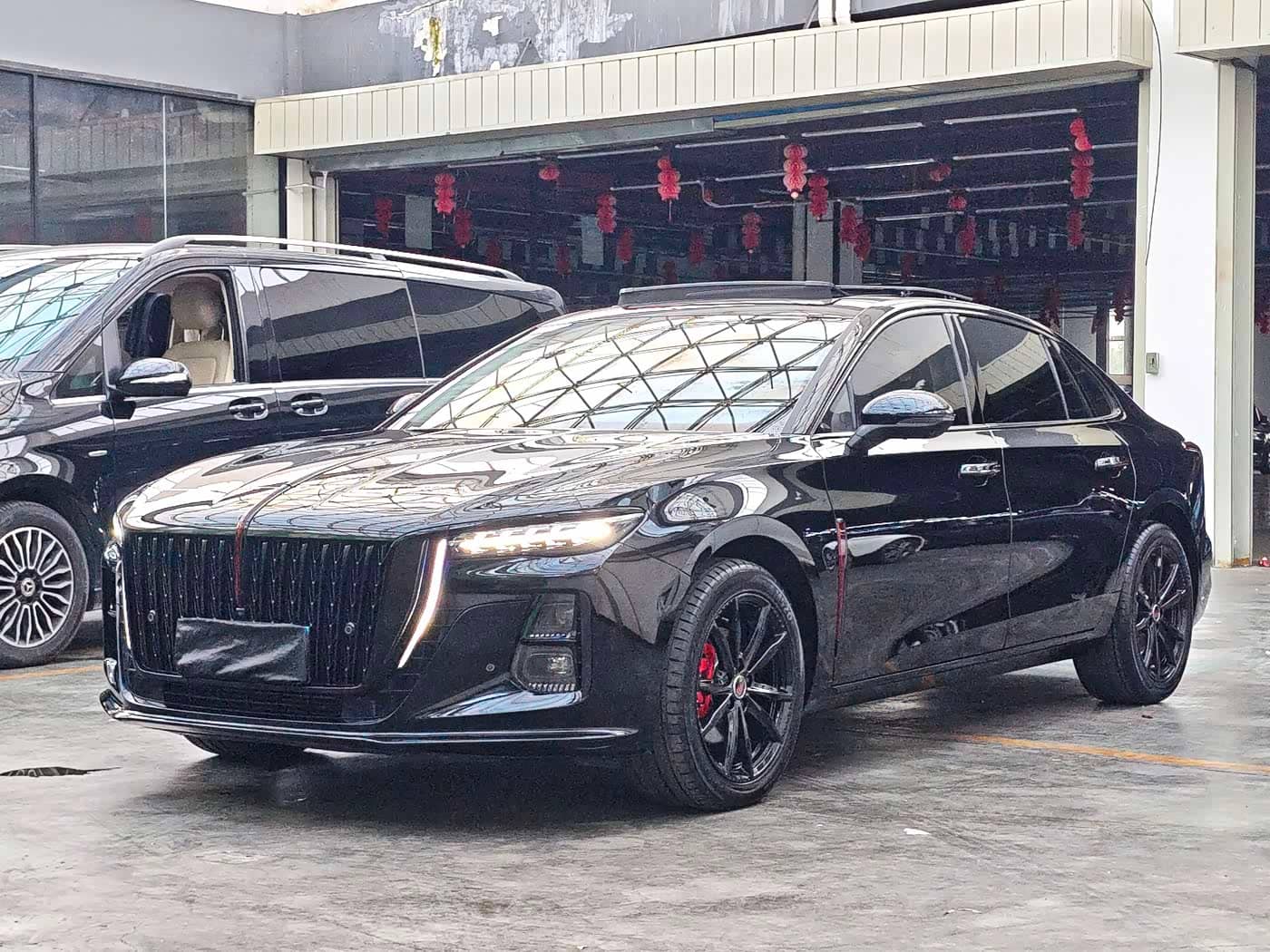 Hongqi H5