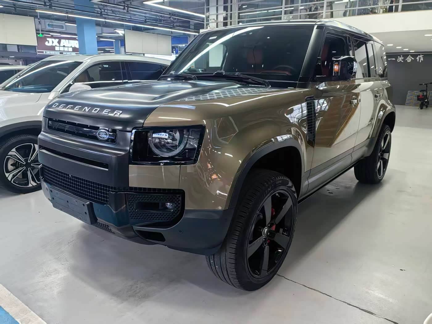 Land Rover Defender