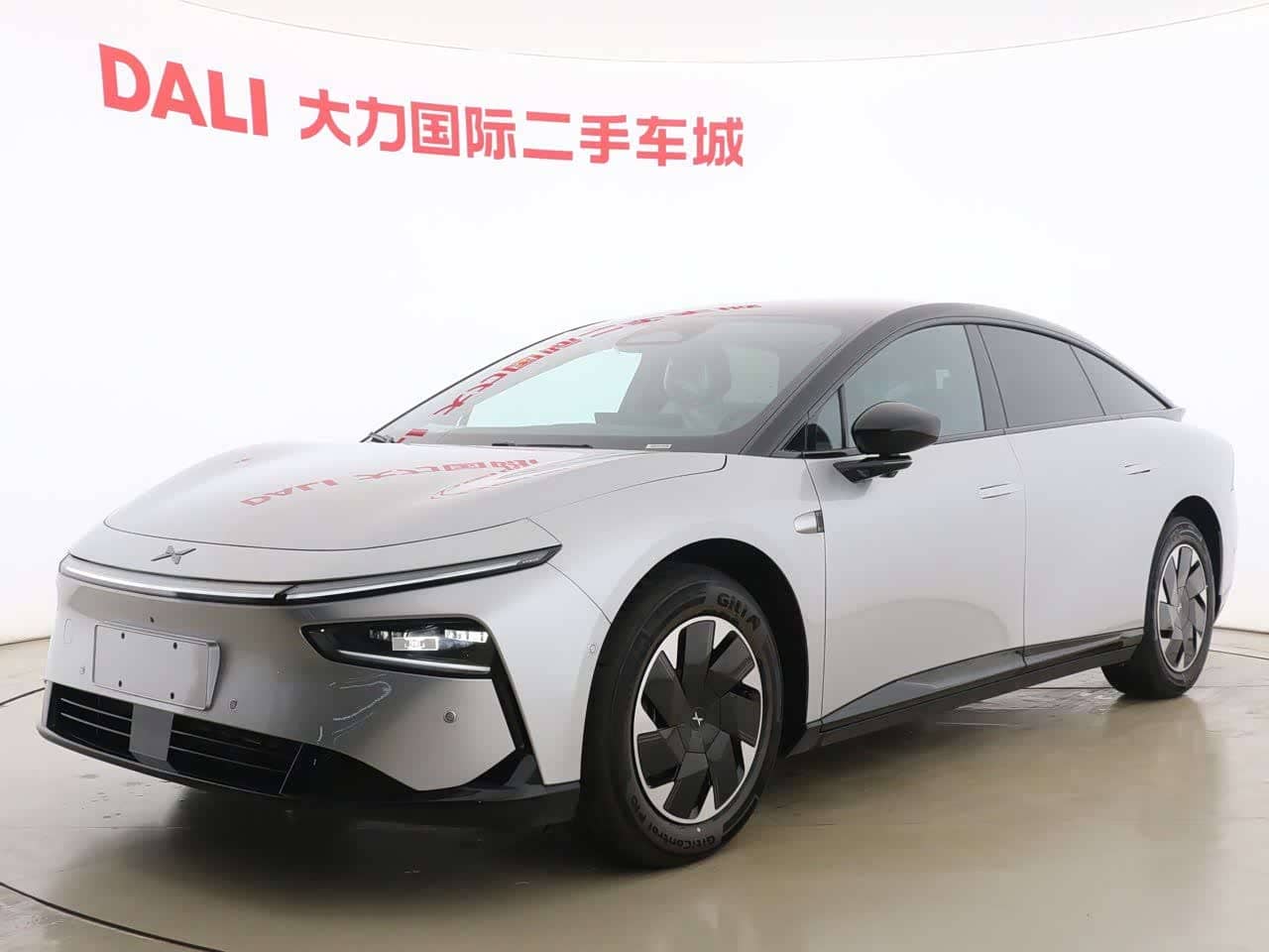 XPeng P7+