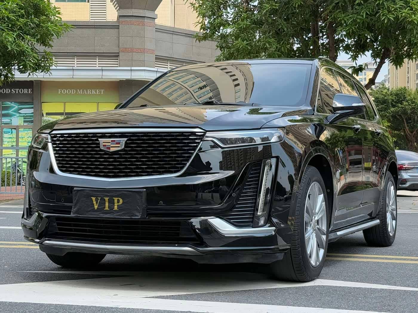 Cadillac XT6