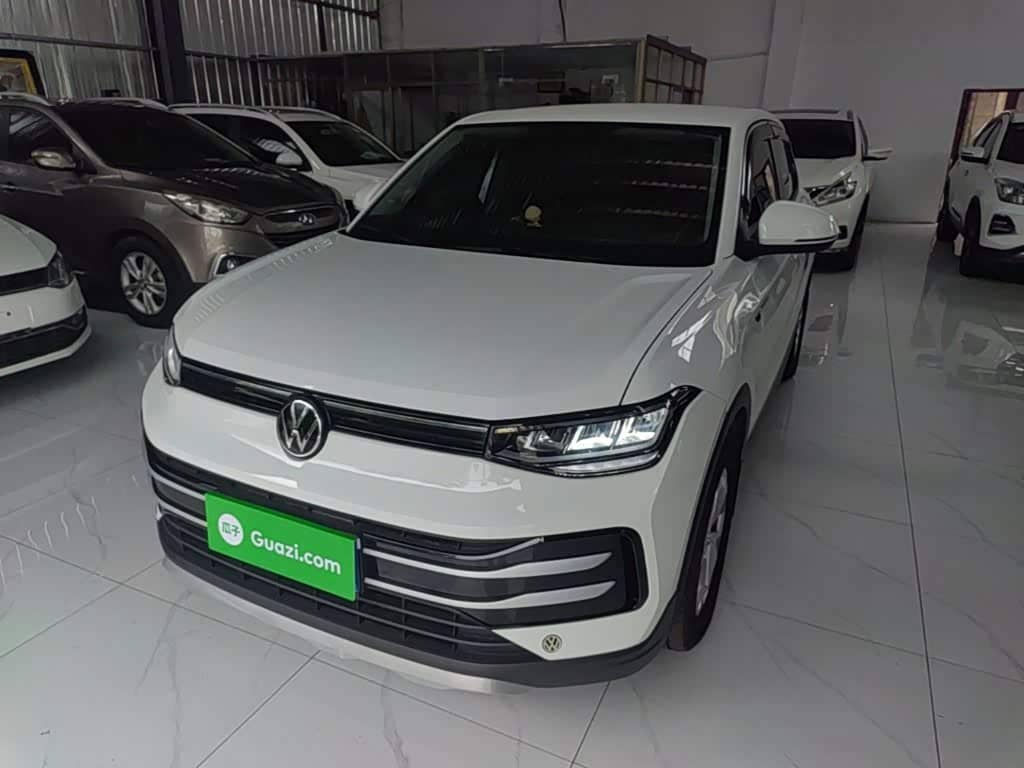 Volkswagen Tharu