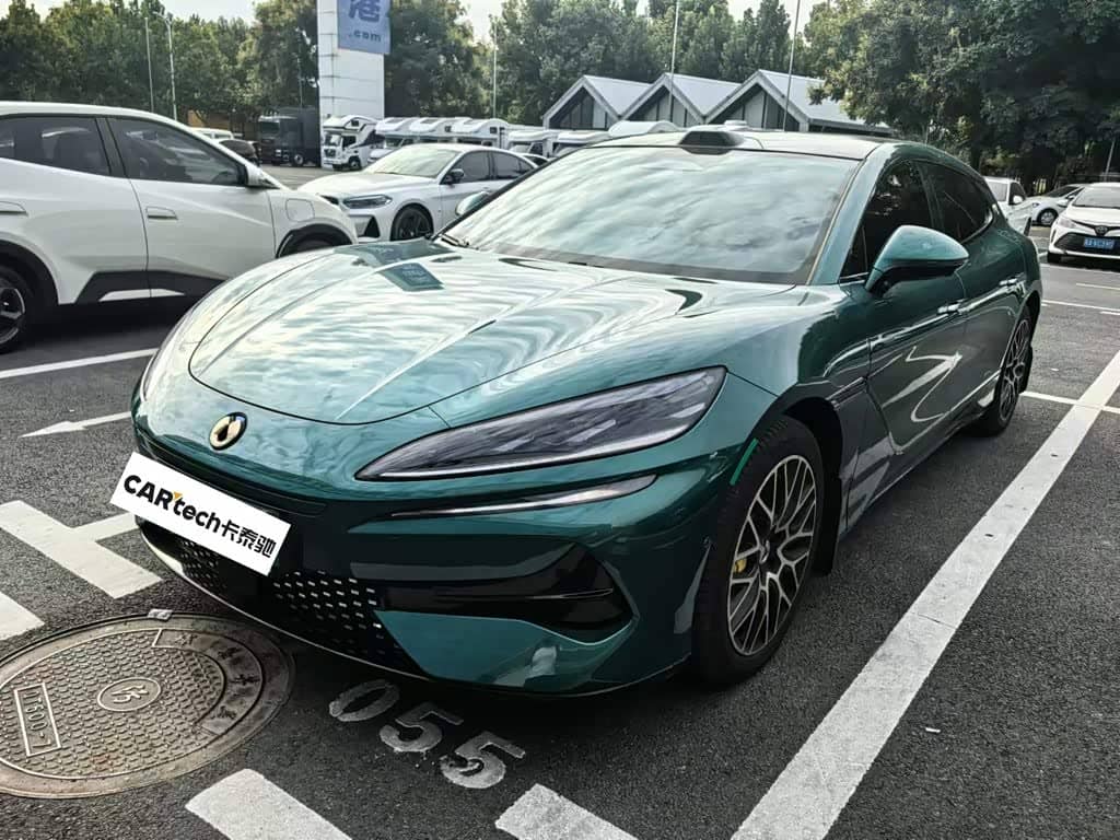 Denza Z9GT