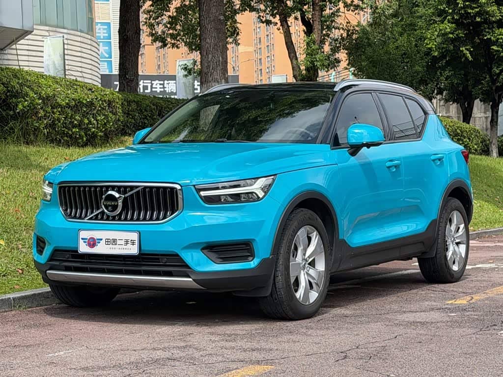 Volvo XC40