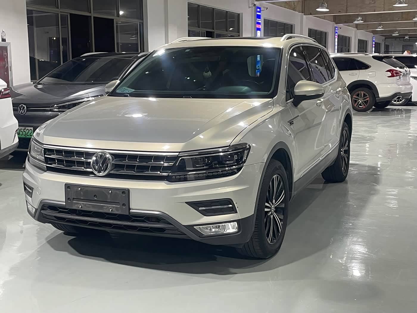 Volkswagen Tiguan L