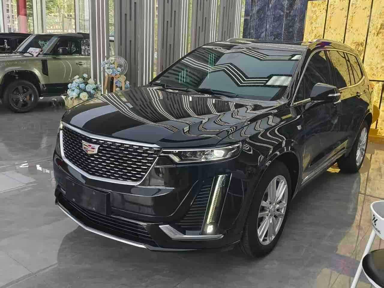 Cadillac XT6