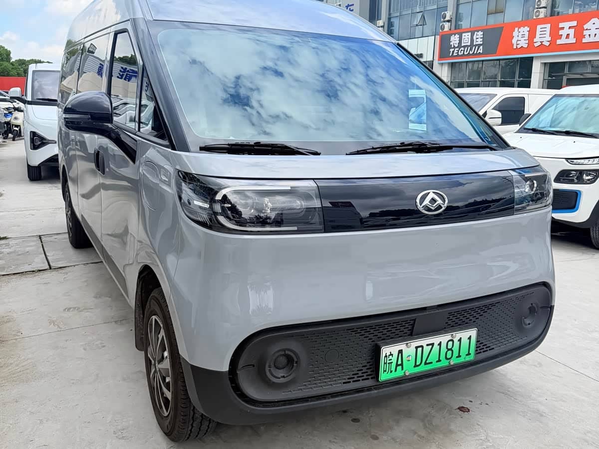 SAIC Maxus Dana V1