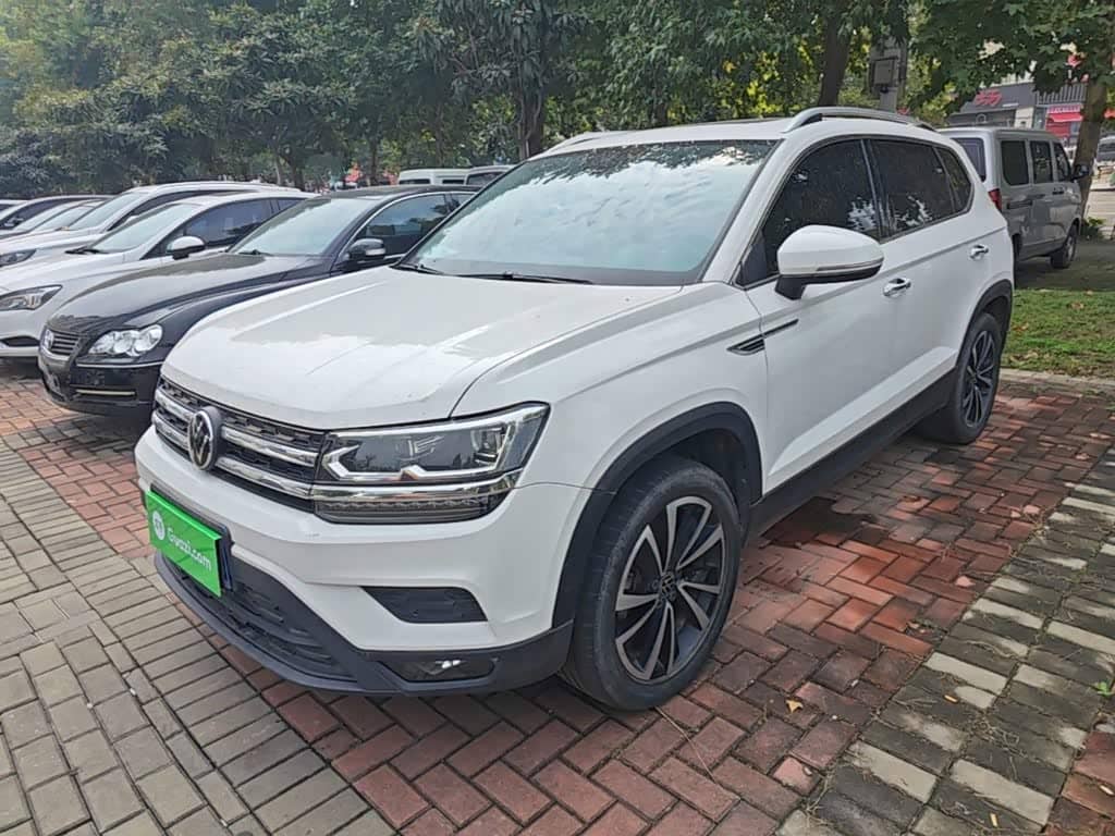 Volkswagen Tharu