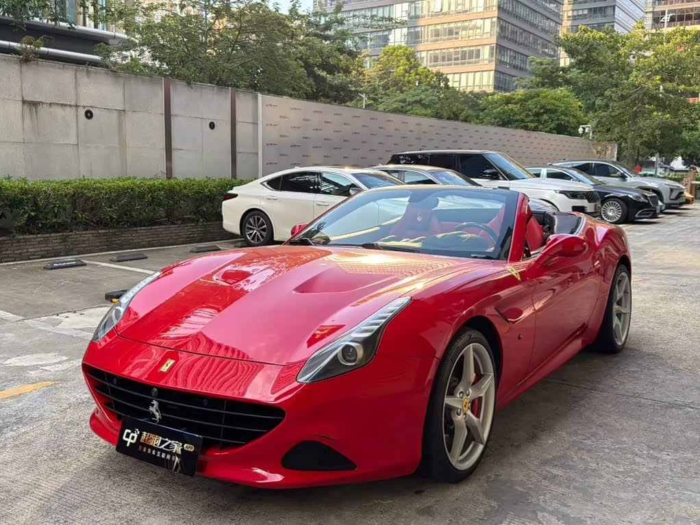 Ferrari California T