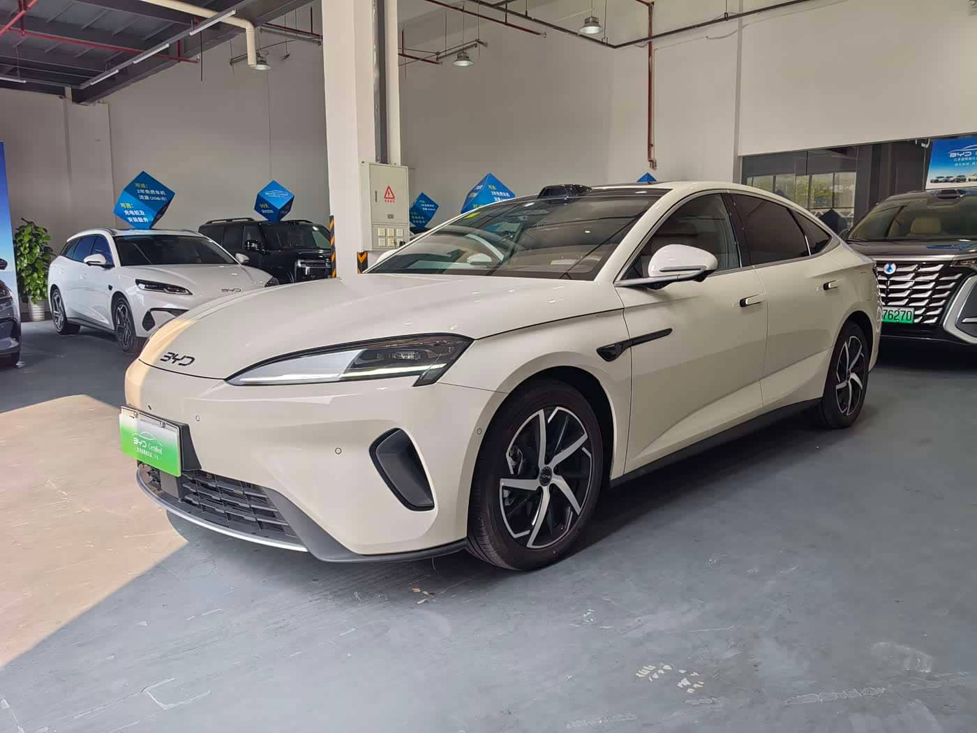 BYD Seal 07 DM-i