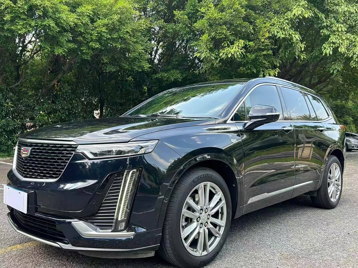 Cadillac XT6