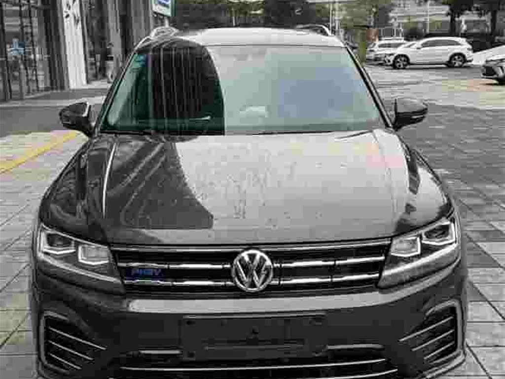 Volkswagen Tiguan L PHEV
