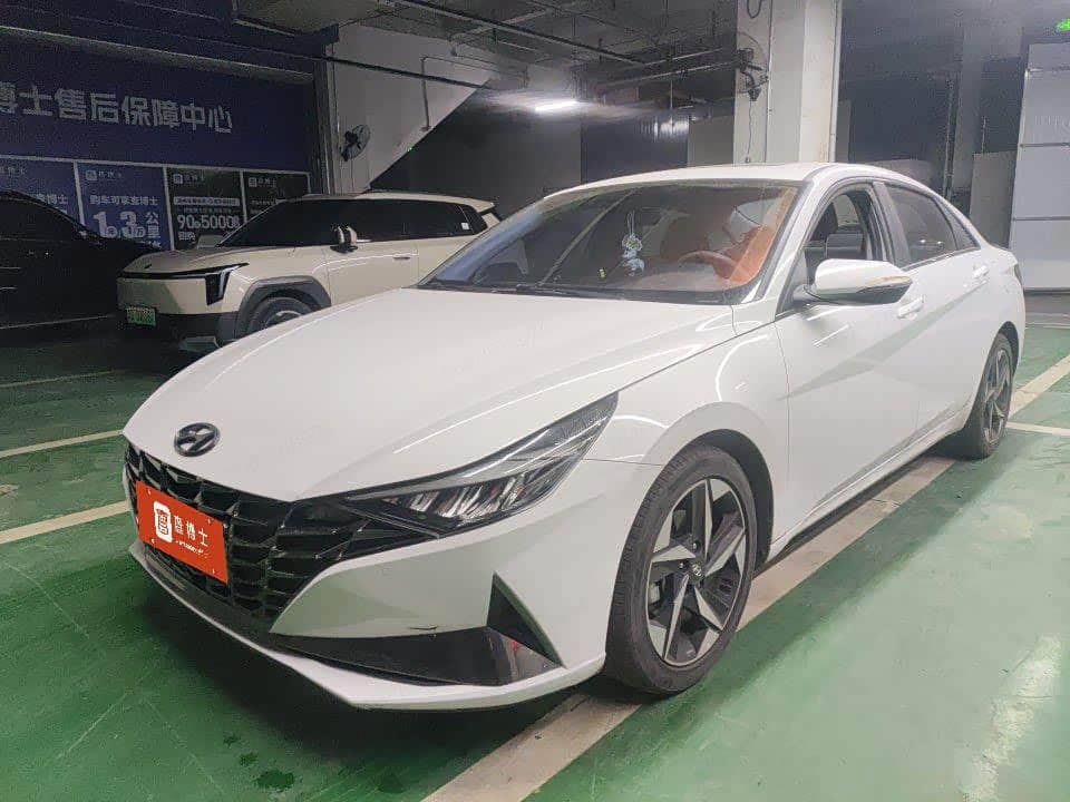 Hyundai Elantra
