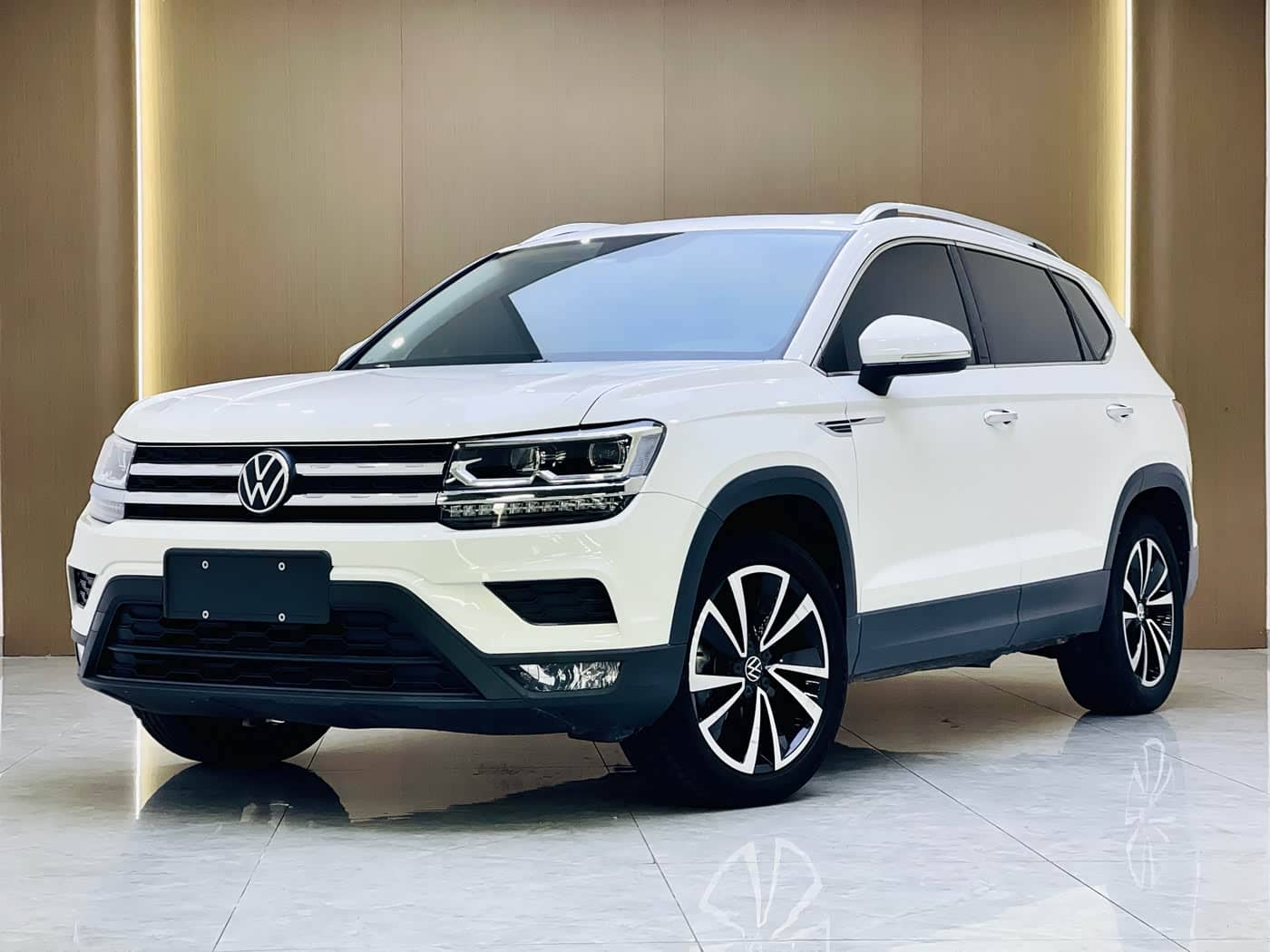 Volkswagen Tharu