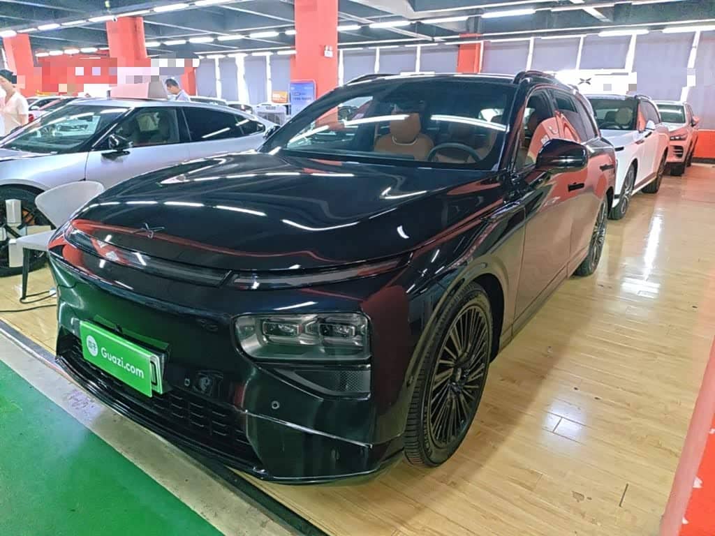 XPeng G9