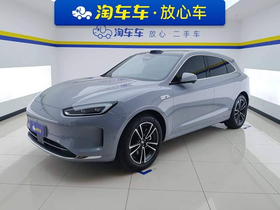 AITO Wenjie AITO M5