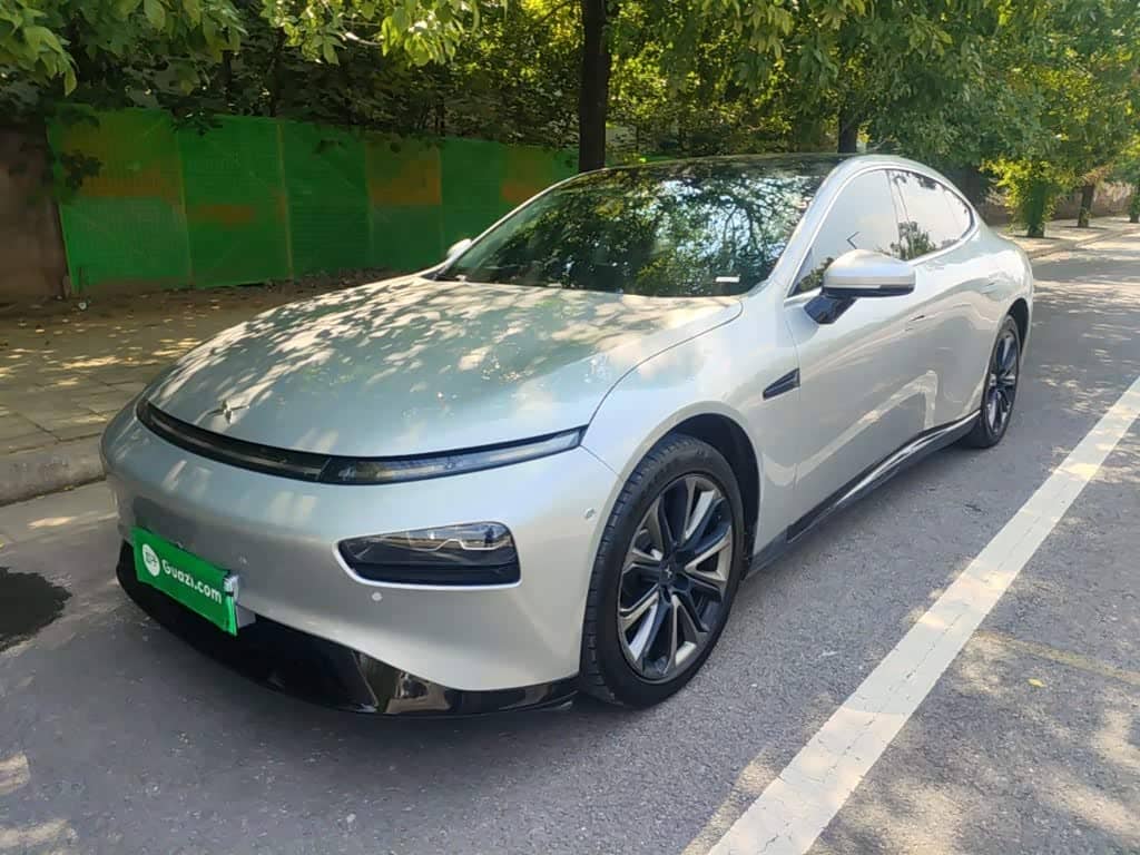 XPeng P7