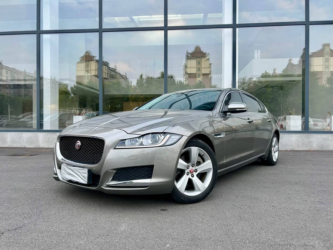 Jaguar XFL