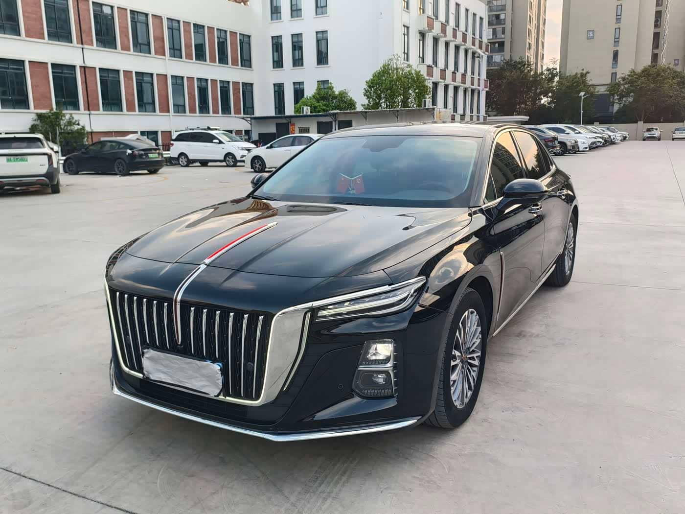 Hongqi H5