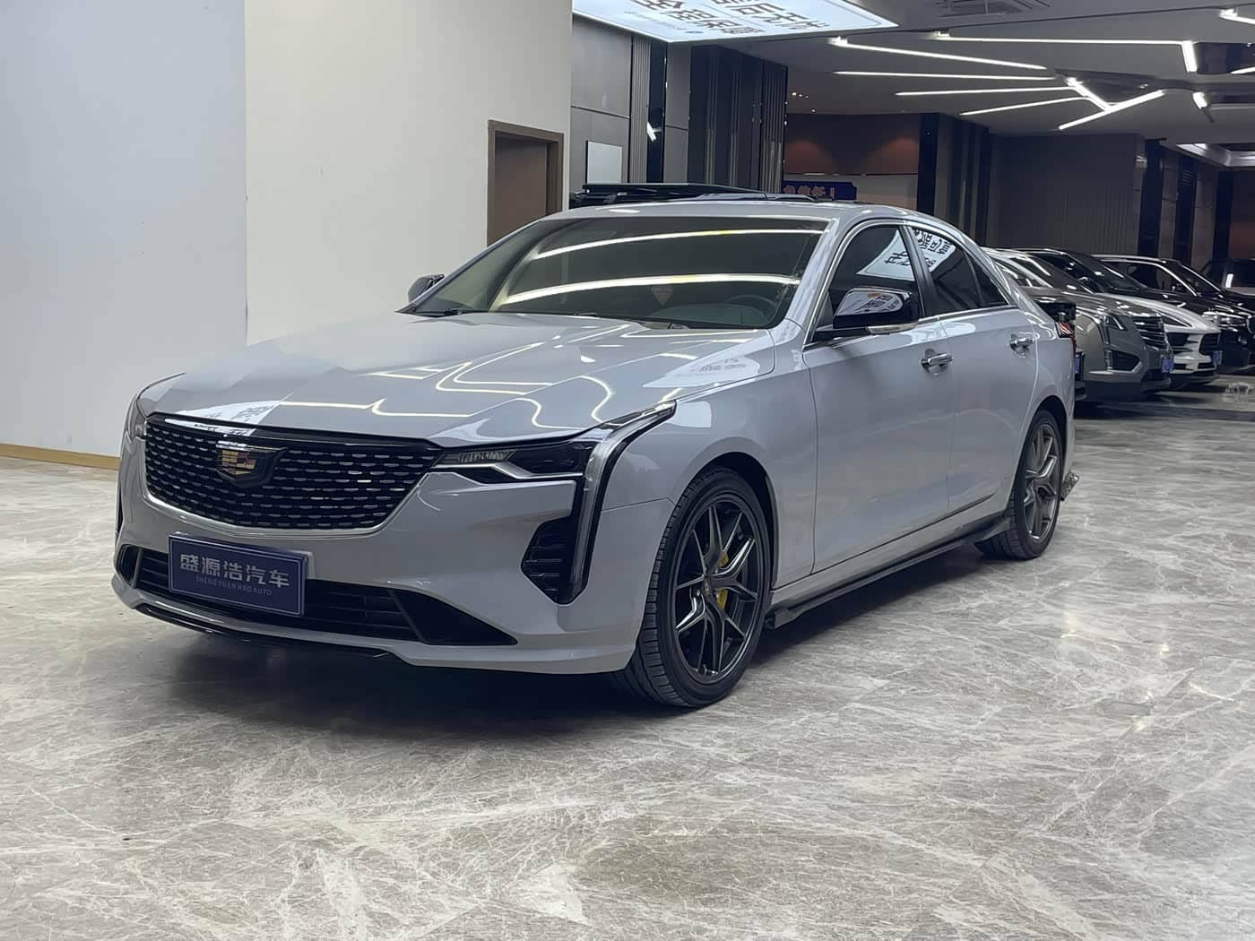 Cadillac CT4