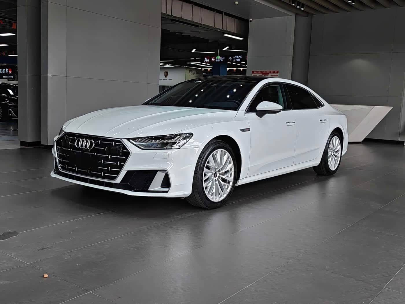 Audi A7L