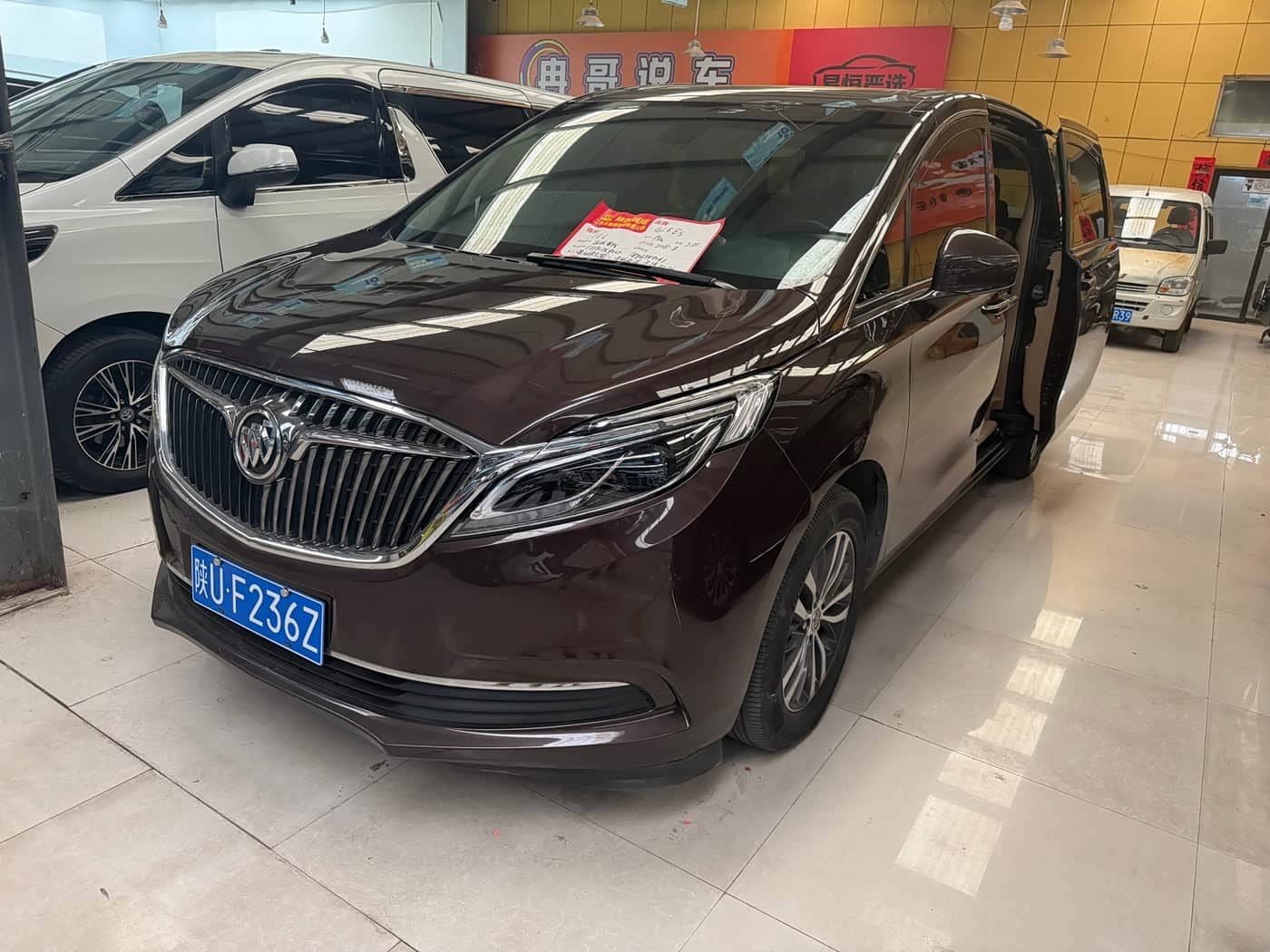Buick GL8