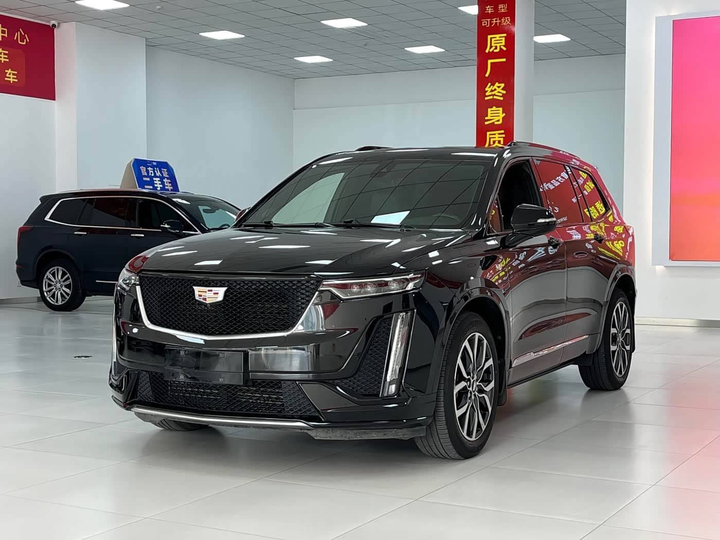 Cadillac XT6