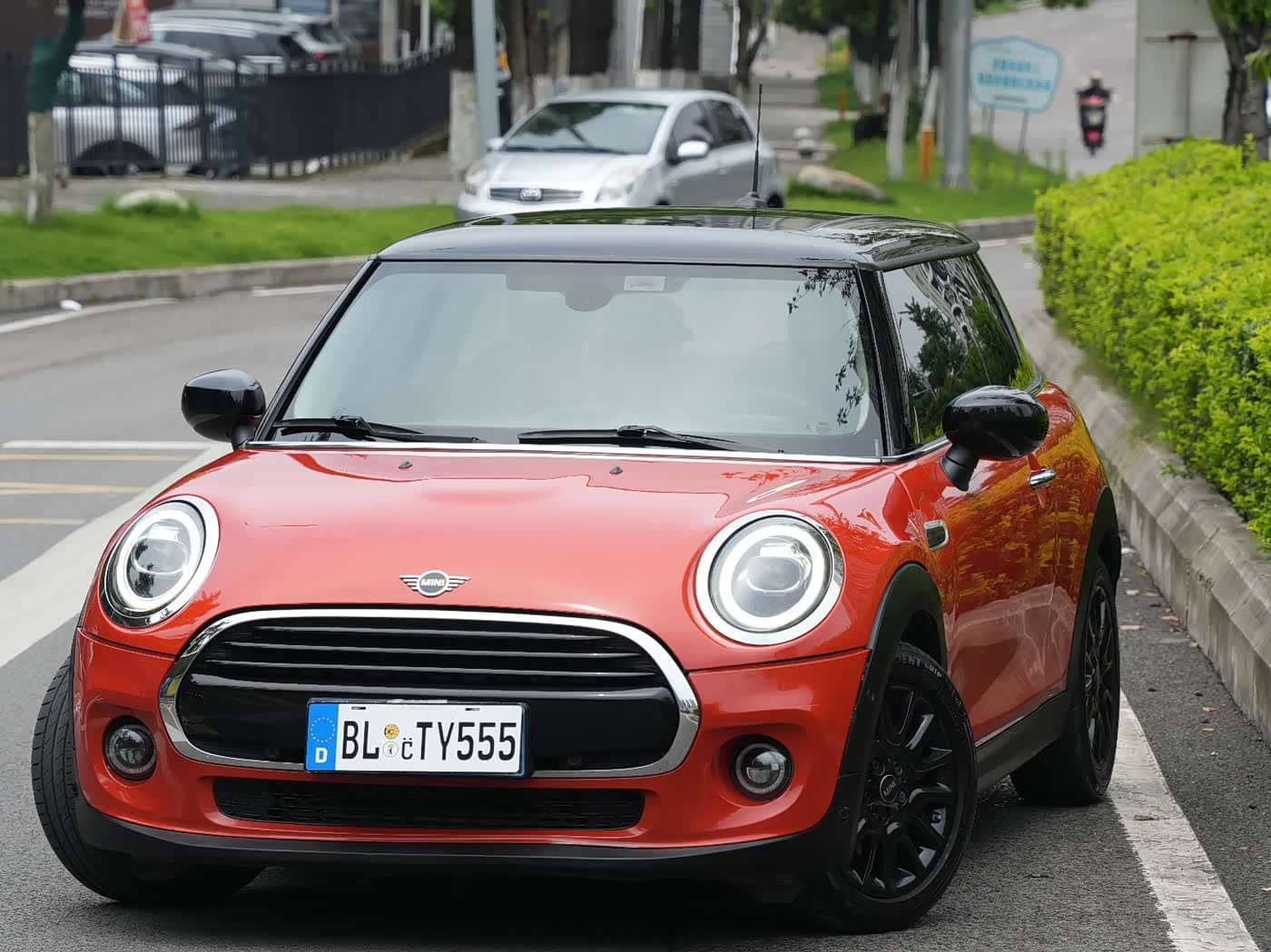 MINI MINI