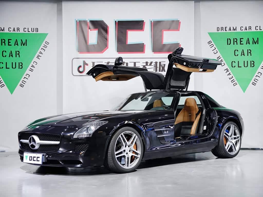 Mercedes-Benz SLS AMG