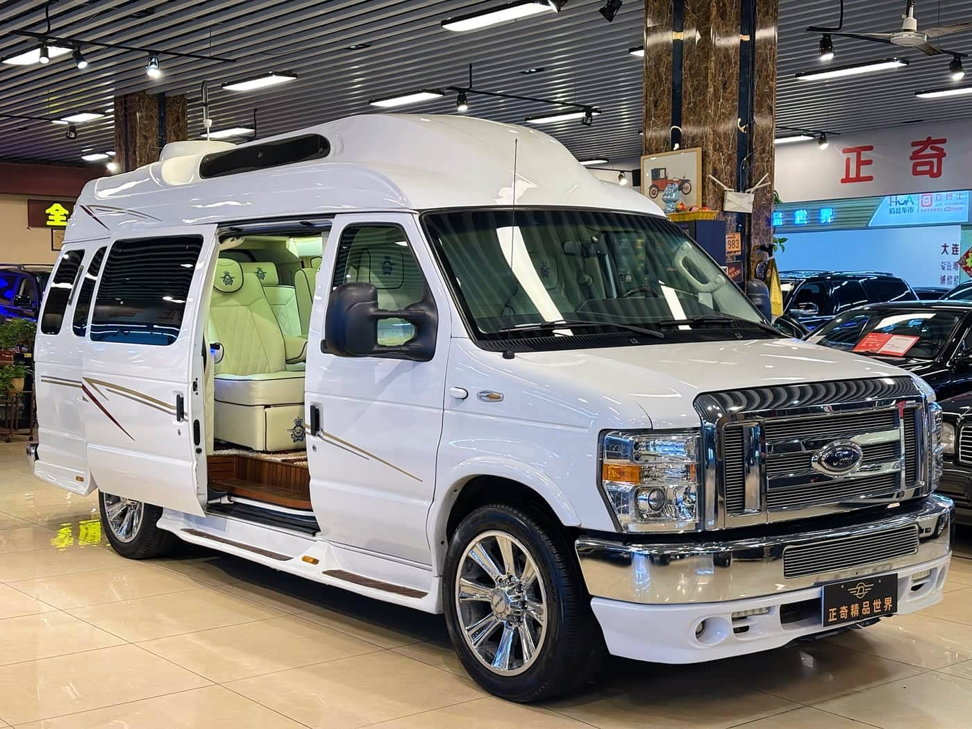 Ford E350