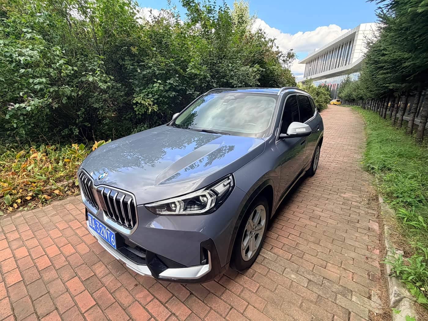 BMW X1