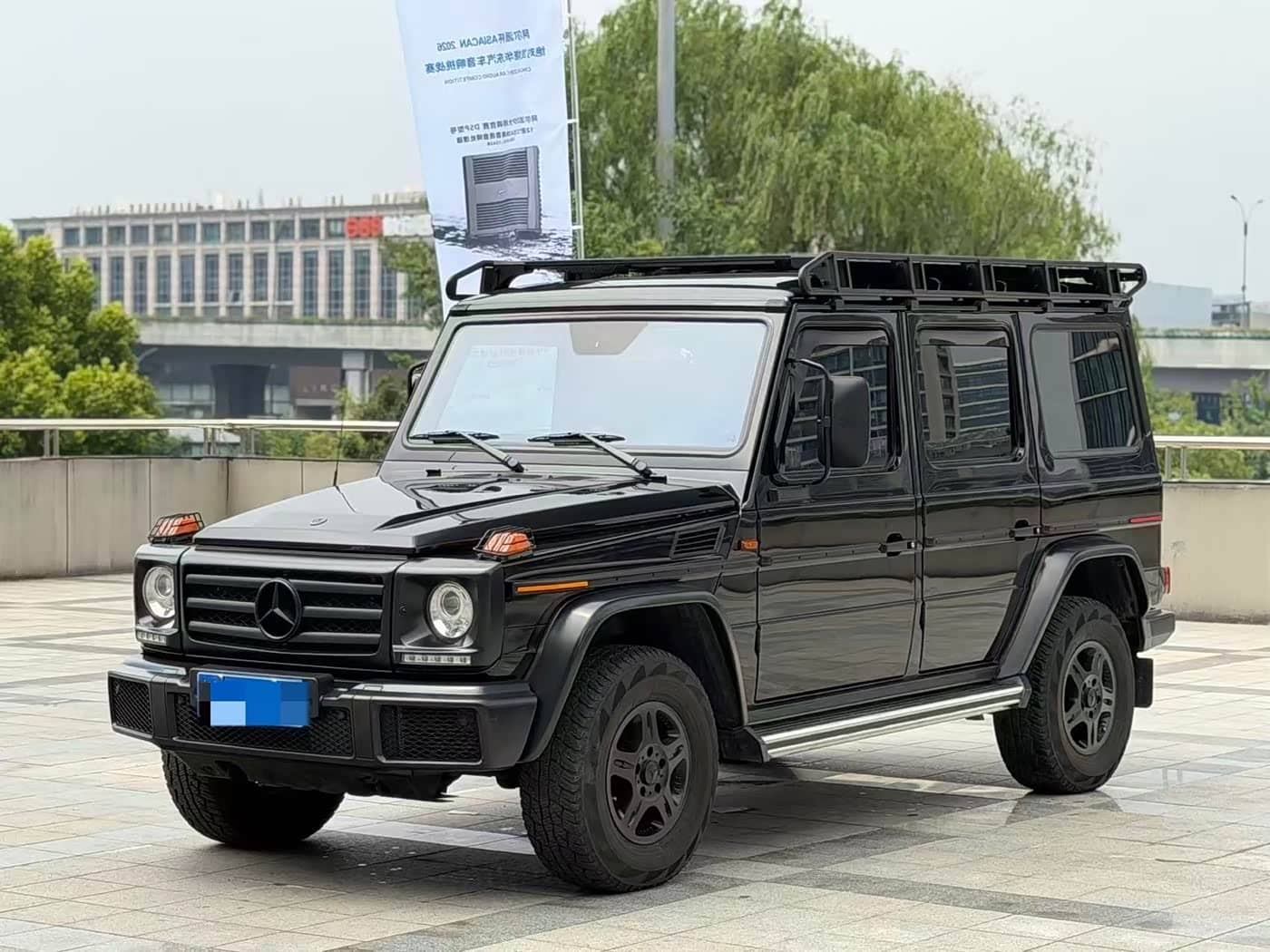 Mercedes-Benz G-Class