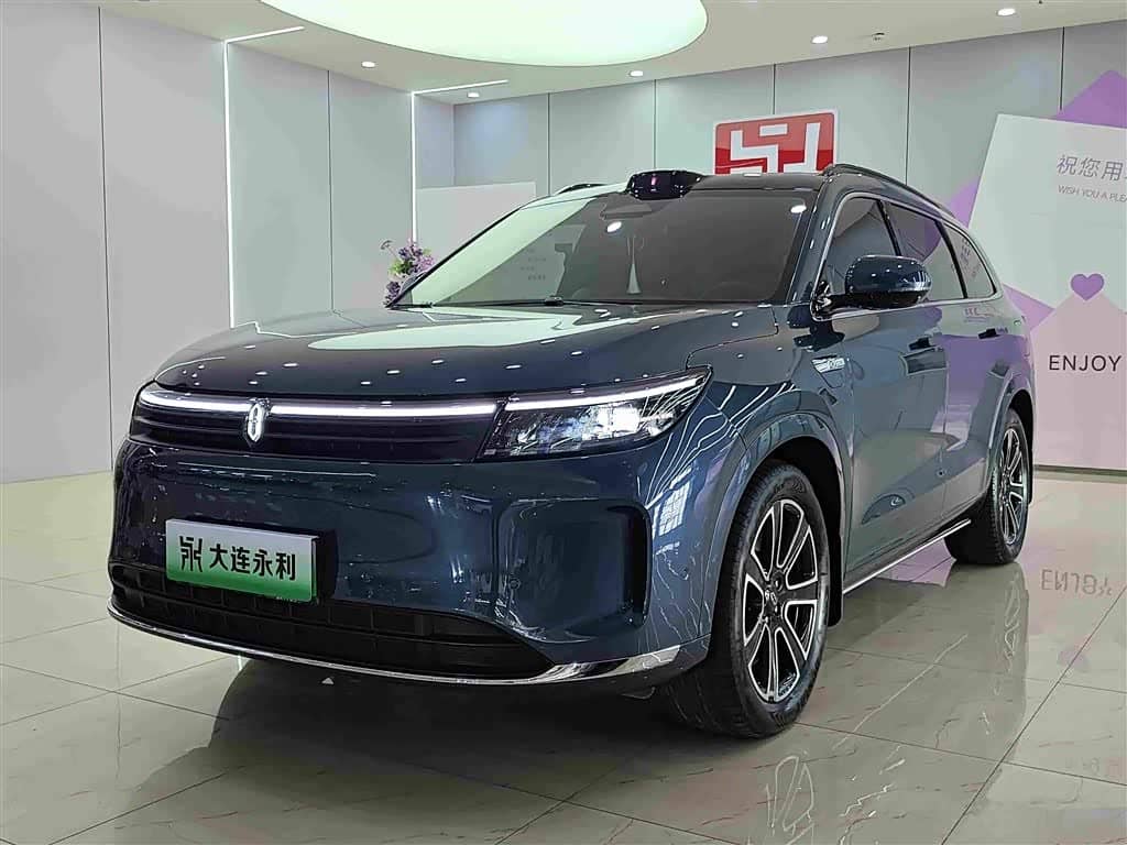 AITO Wenjie AITO M7