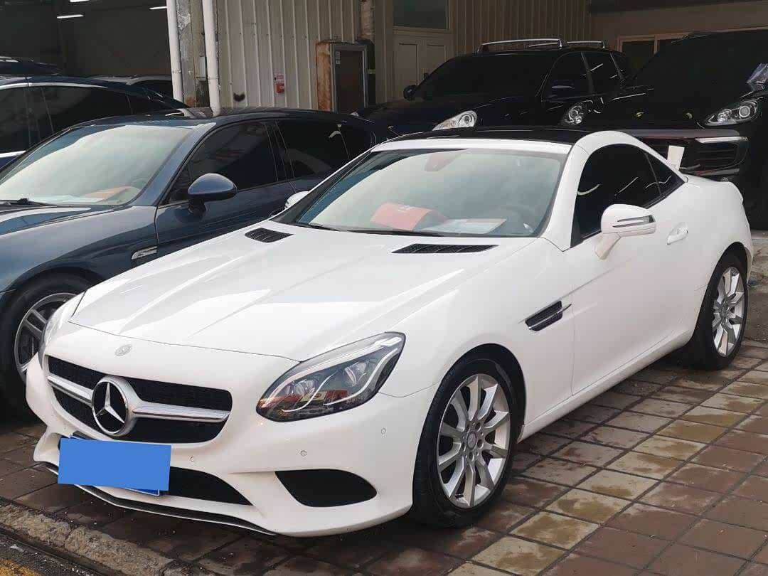 Mercedes-Benz SLC