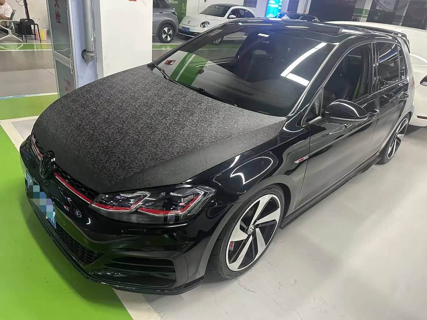 Volkswagen Golf GTI