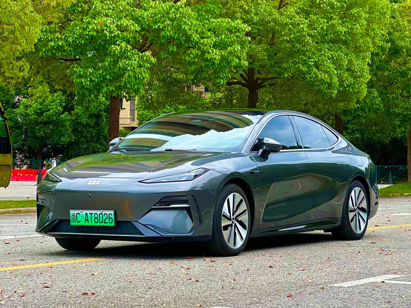 Geely Galaxy Galaxy E8